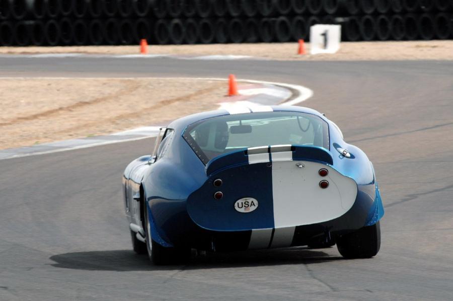  Shelby Cobra Daytona Coupe CSX2601 1965 года  (фото 42 из 44)